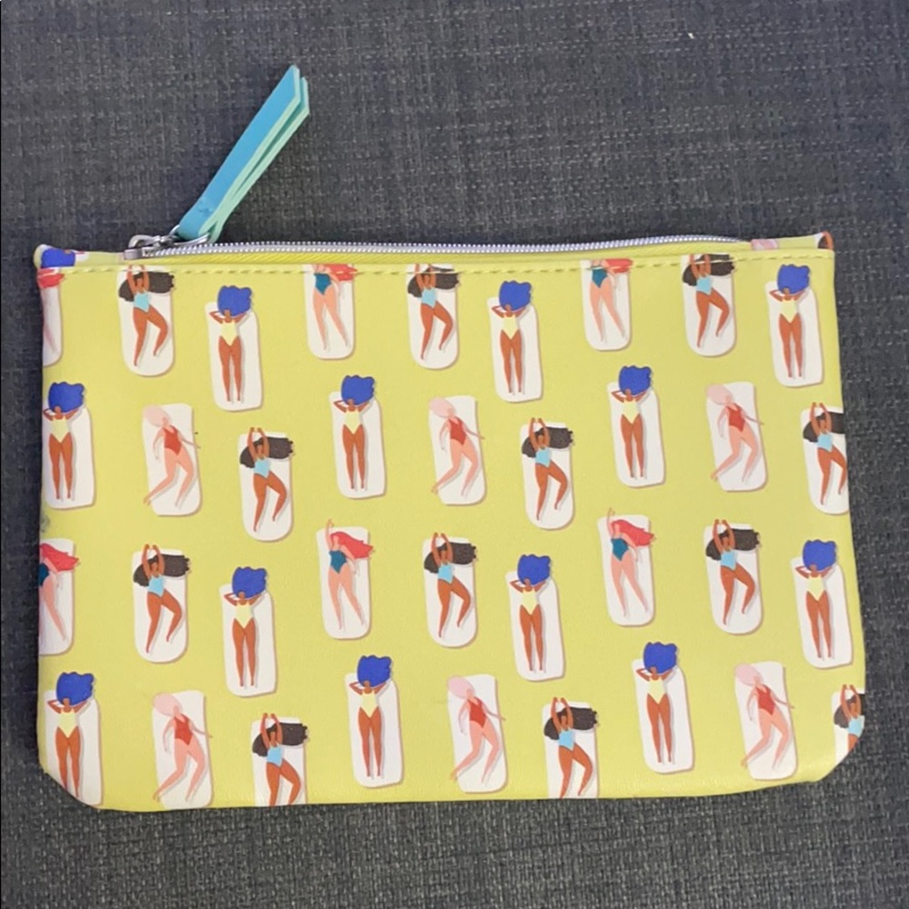 Makeup bag